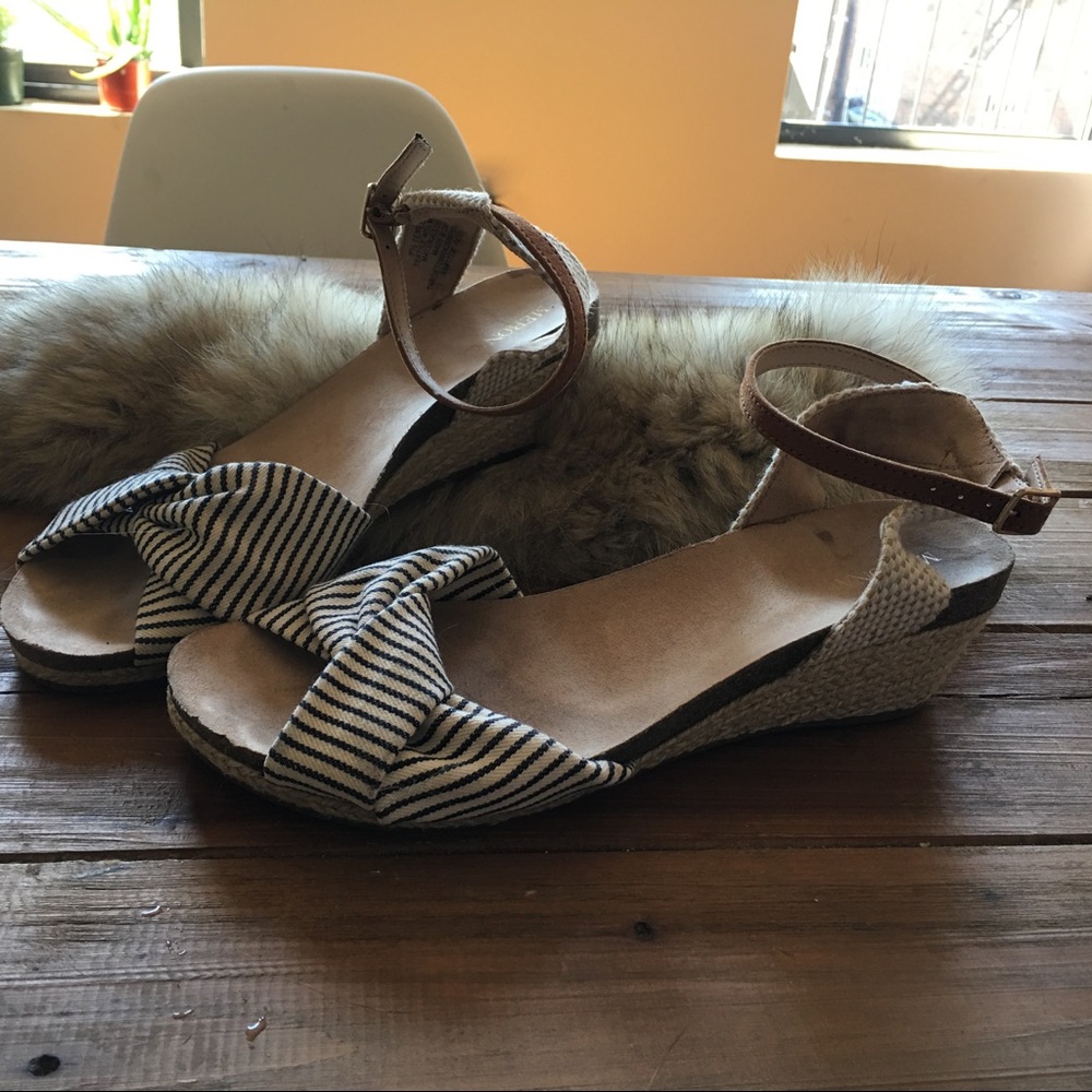 COPY - Merona 71/2 vintage look wedge